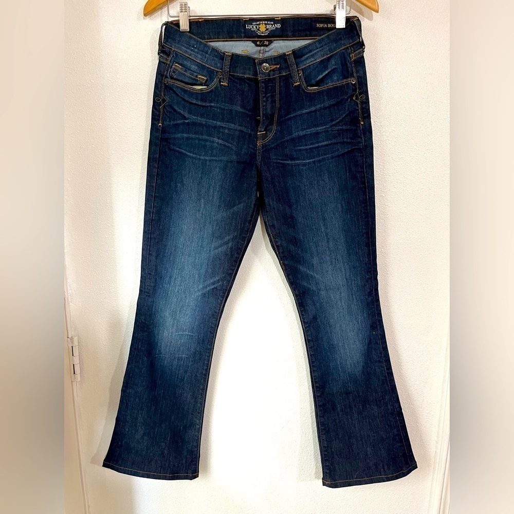 Lucky brand size 6/28 Sophia boot jeans